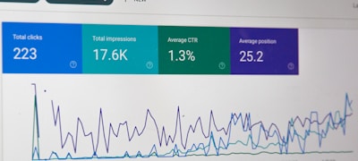 bevictor伟德官方网站安全盾牌与锁图标